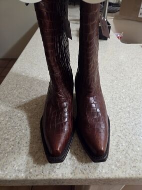 Strut Whiskey Western Boots - Snip Toe